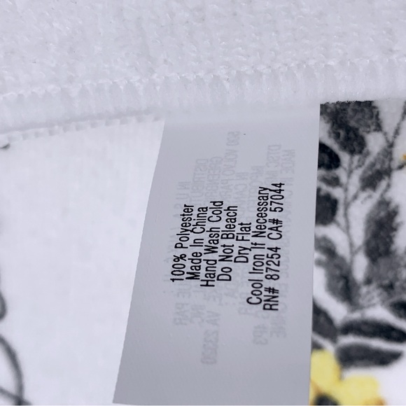 Kitchen Towels - Picture 3 of 3